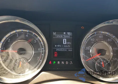 2011 Chrysler Town & Country Touring L from USA, damaged, VIN 2A4RR8DG5BR780096